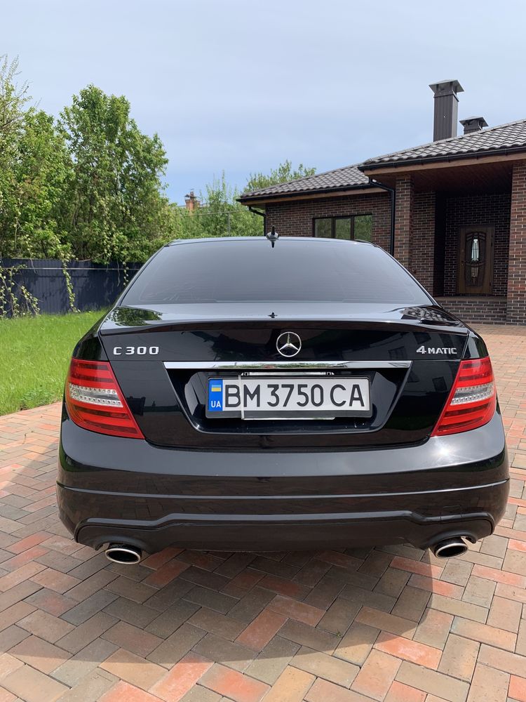 Продам Mercedes C300 4matic