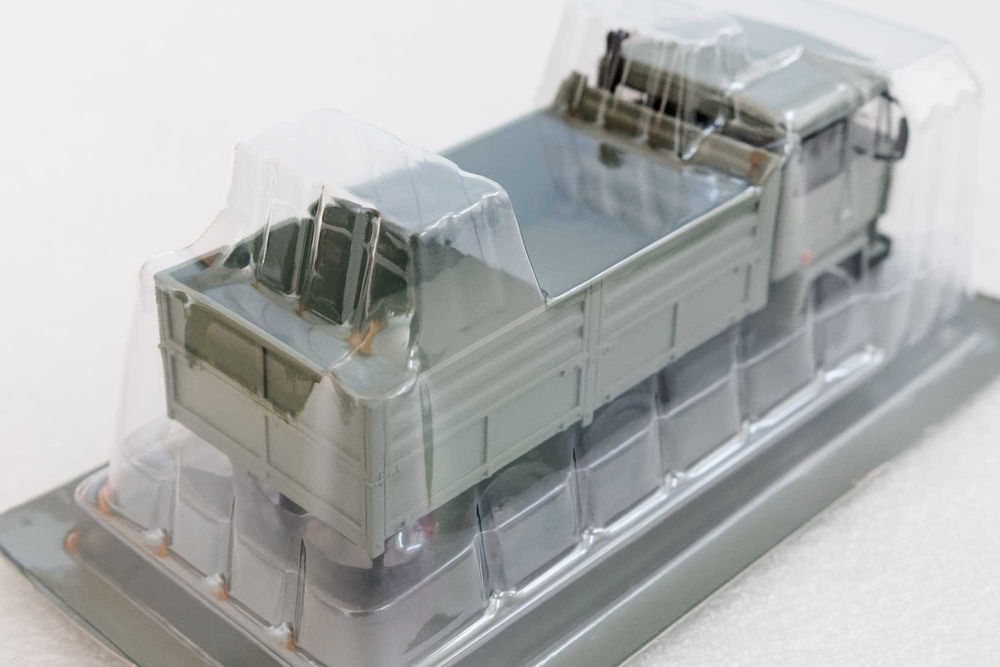1:43 JELCZ C620 skrzyniowy Kultowe ciężarówki PRL Premium DeAgostini