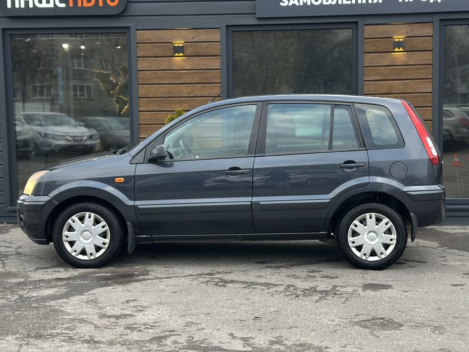 FORD FUSION 2010 року, 1.6 бензин, механіка, передній привід.