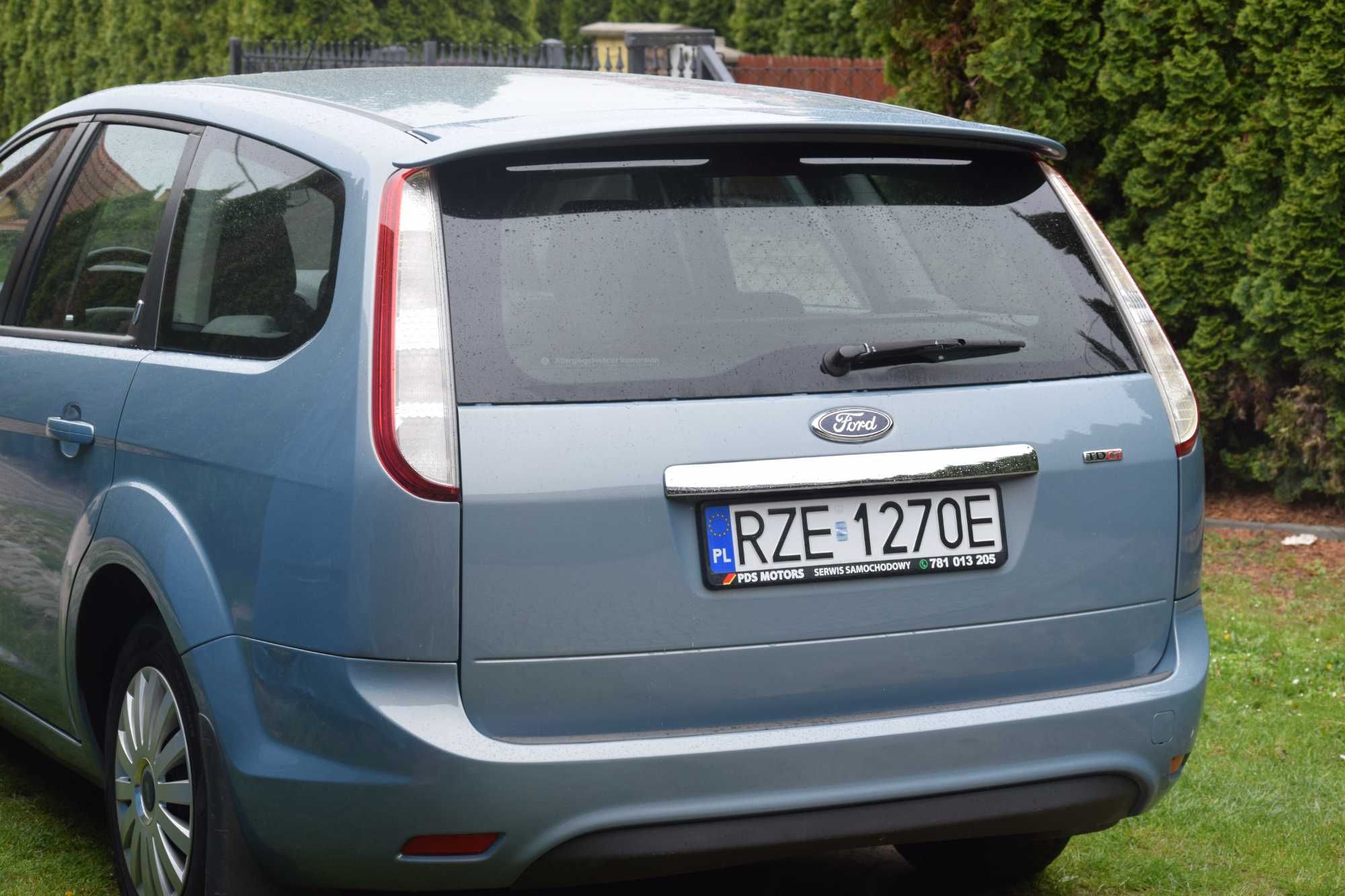 Ford focus mk2 kombi 2008r ghia 1.6 tdci doinwestowany