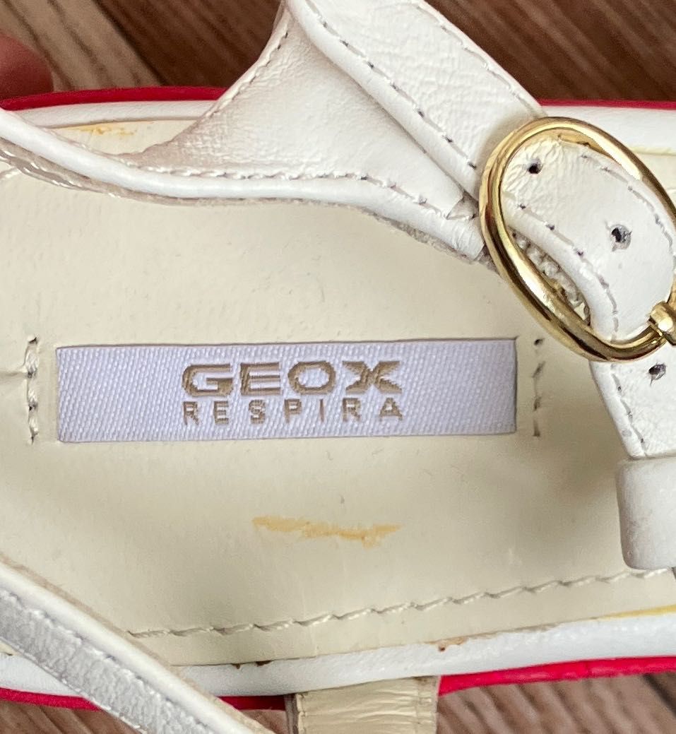 Сандалі жіночі Geox Respira Розмір 36