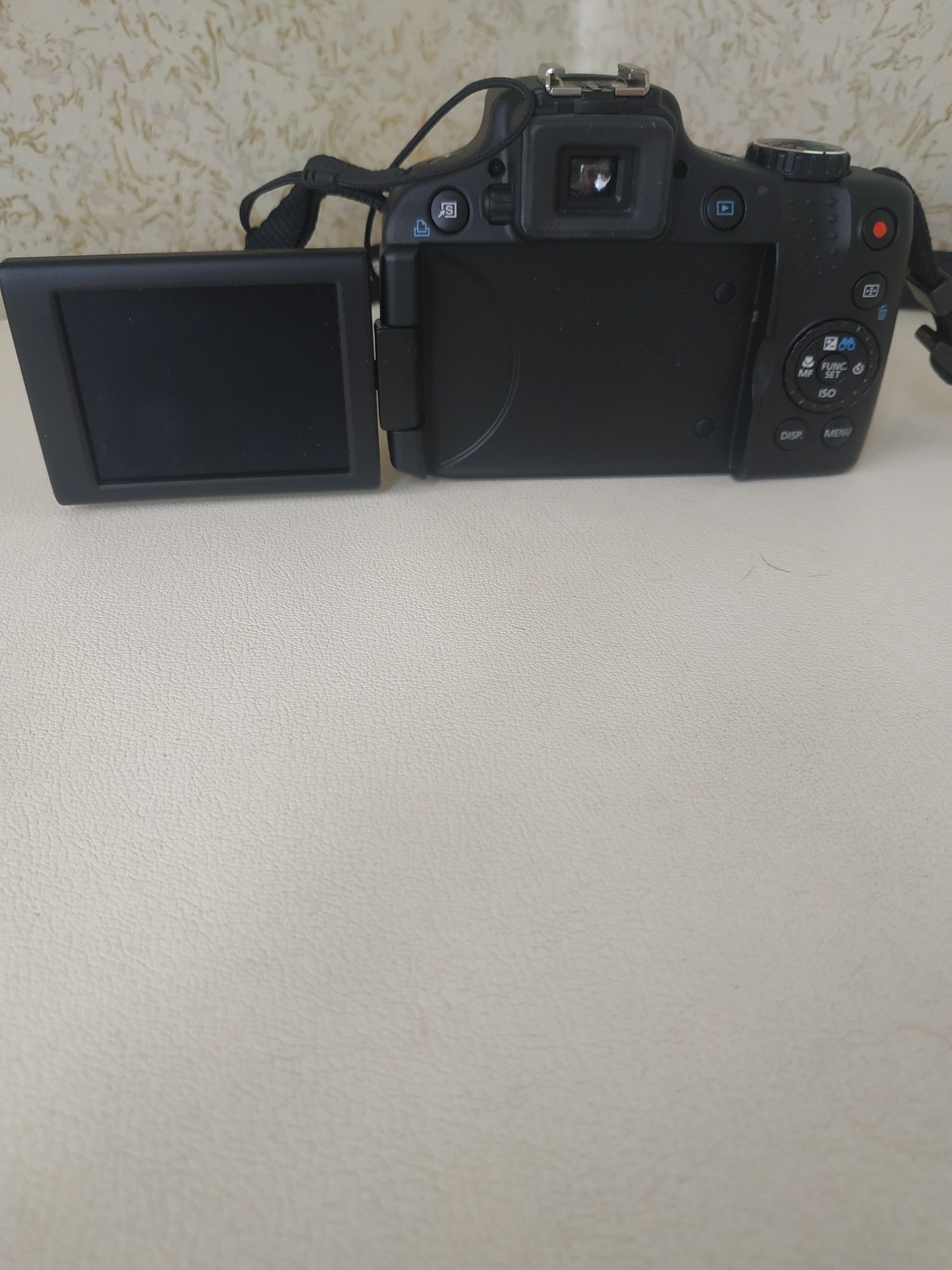 Canon SX 50 HS новый .