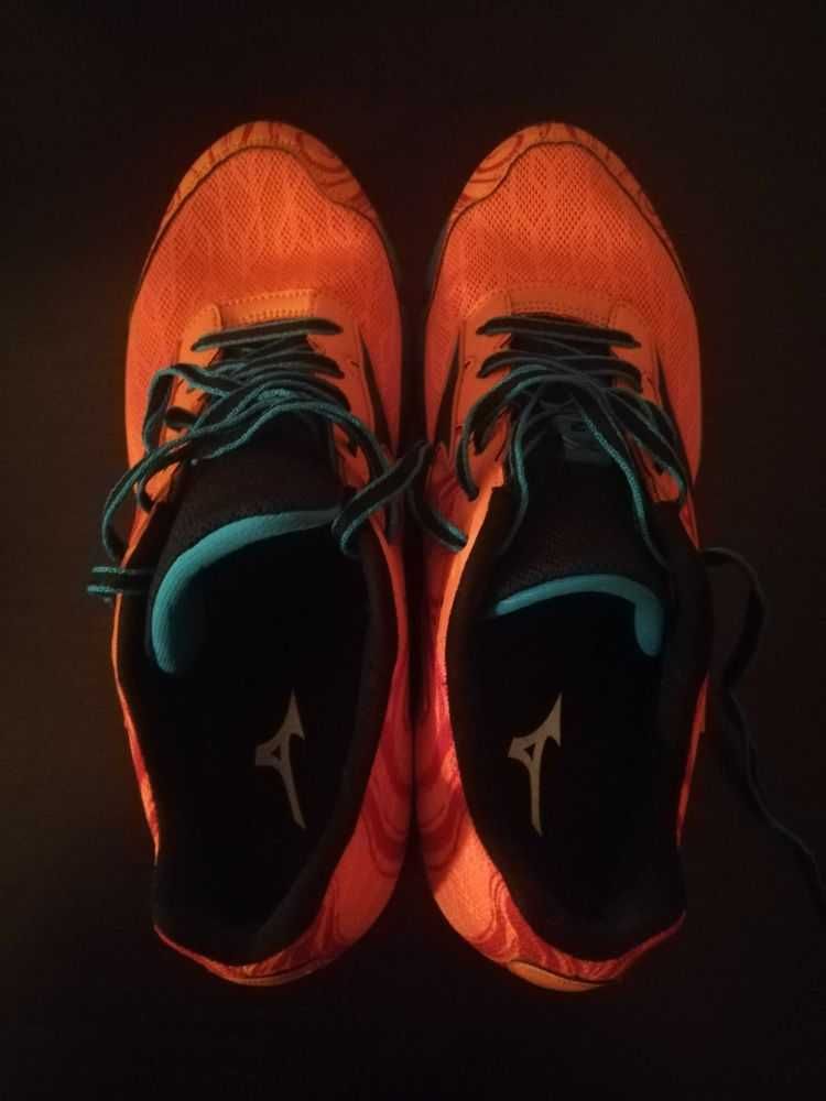 Tenis Mizuno Wave 42