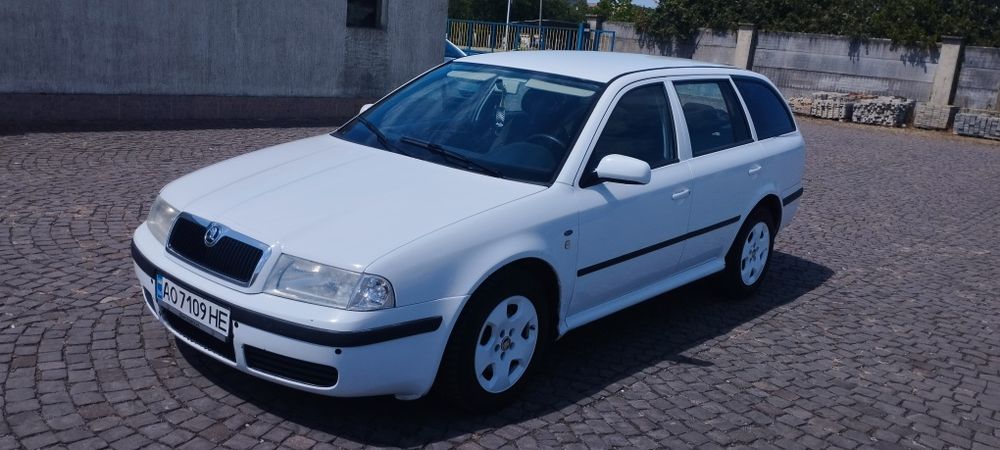 шкода октавія тур 2001р