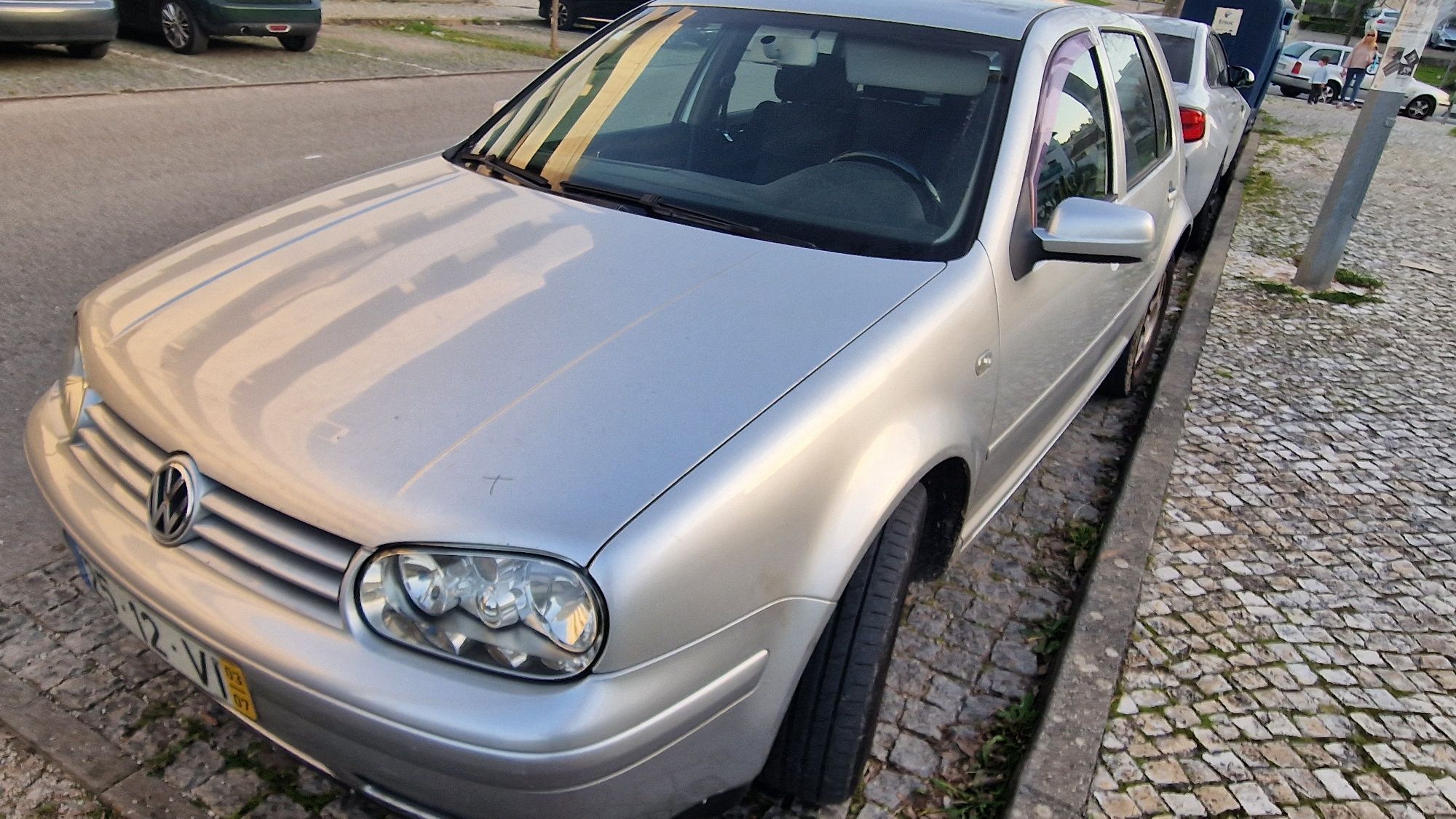 Vendo VW Golf 180 000 km