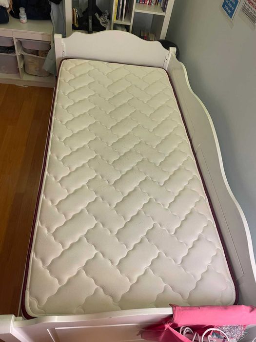 Cama criança com cama extra