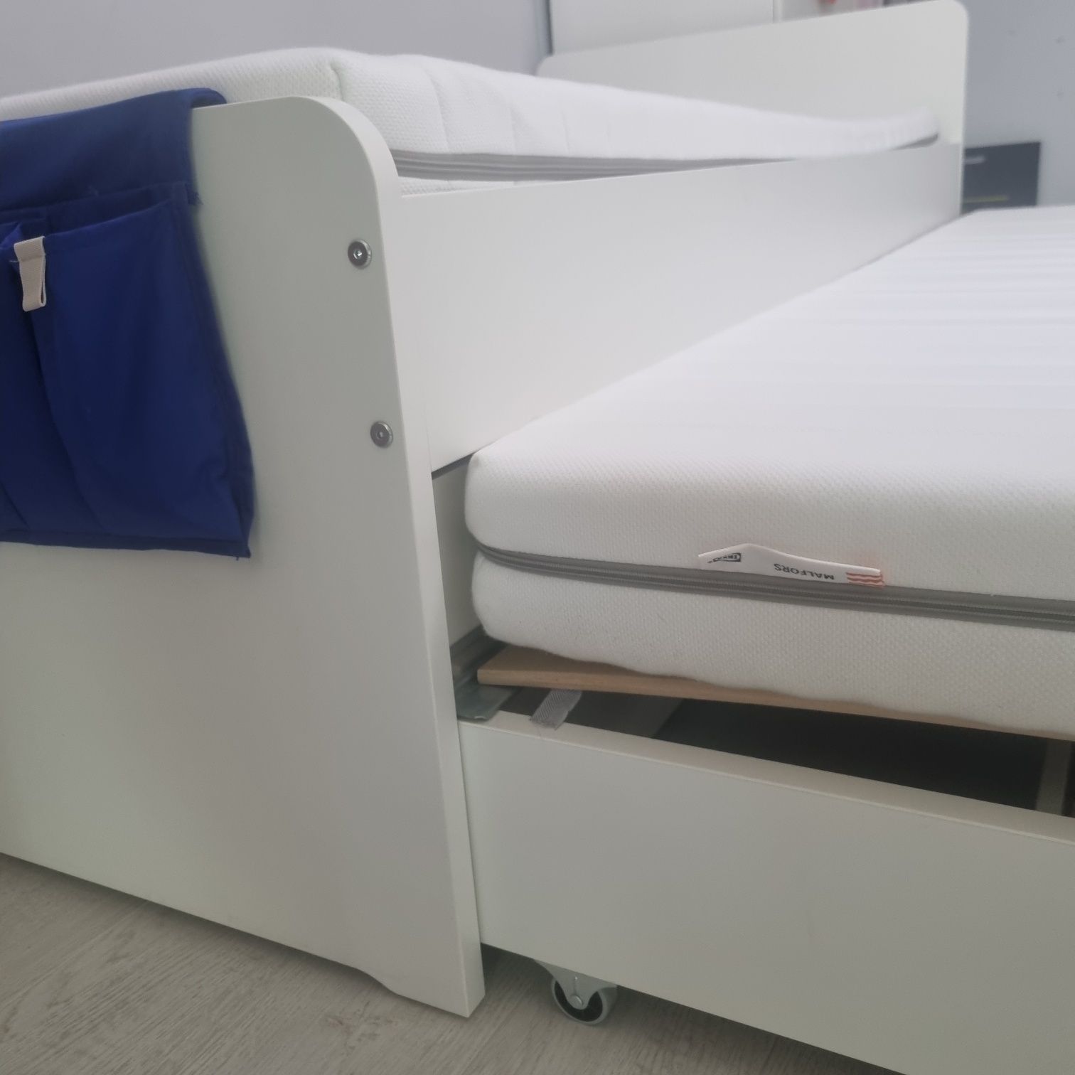 IKEA ліжко з додатковим спальним місцем 206×96 см