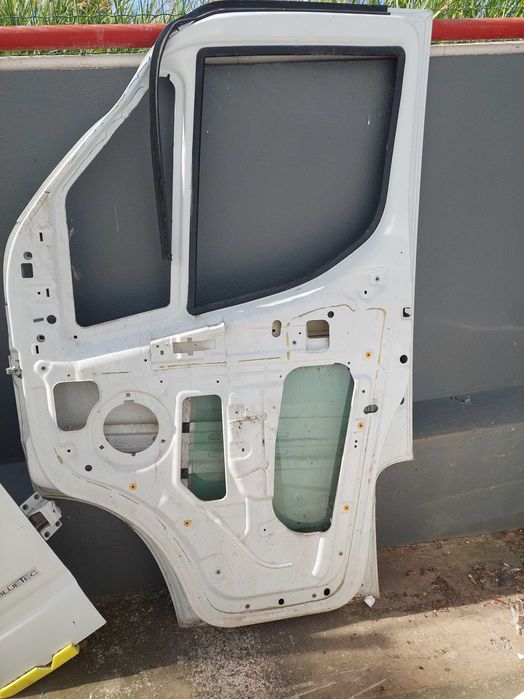 porta direita iveco