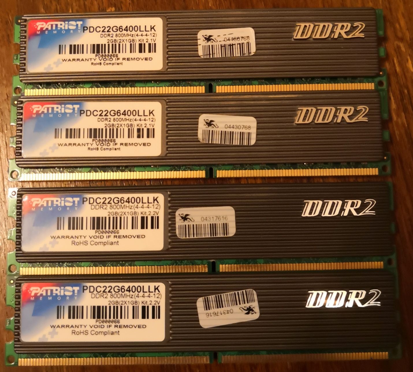 DDR2 1GB x 4 Patriot