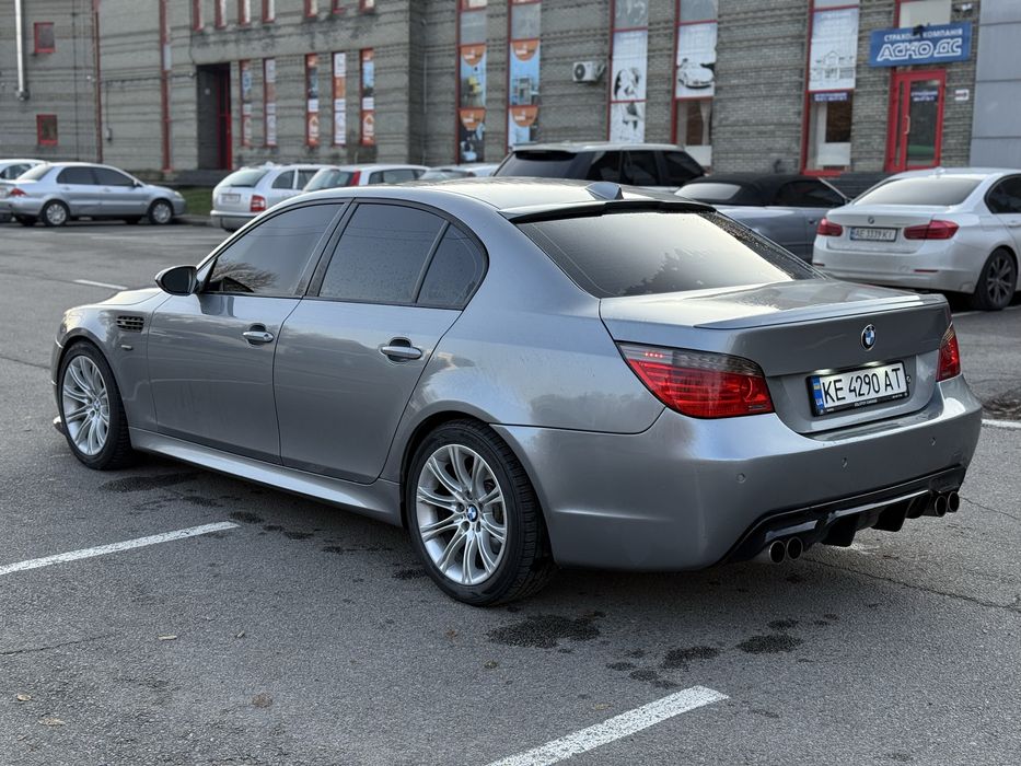 BMW E60 3.0 Бензин 2005 г