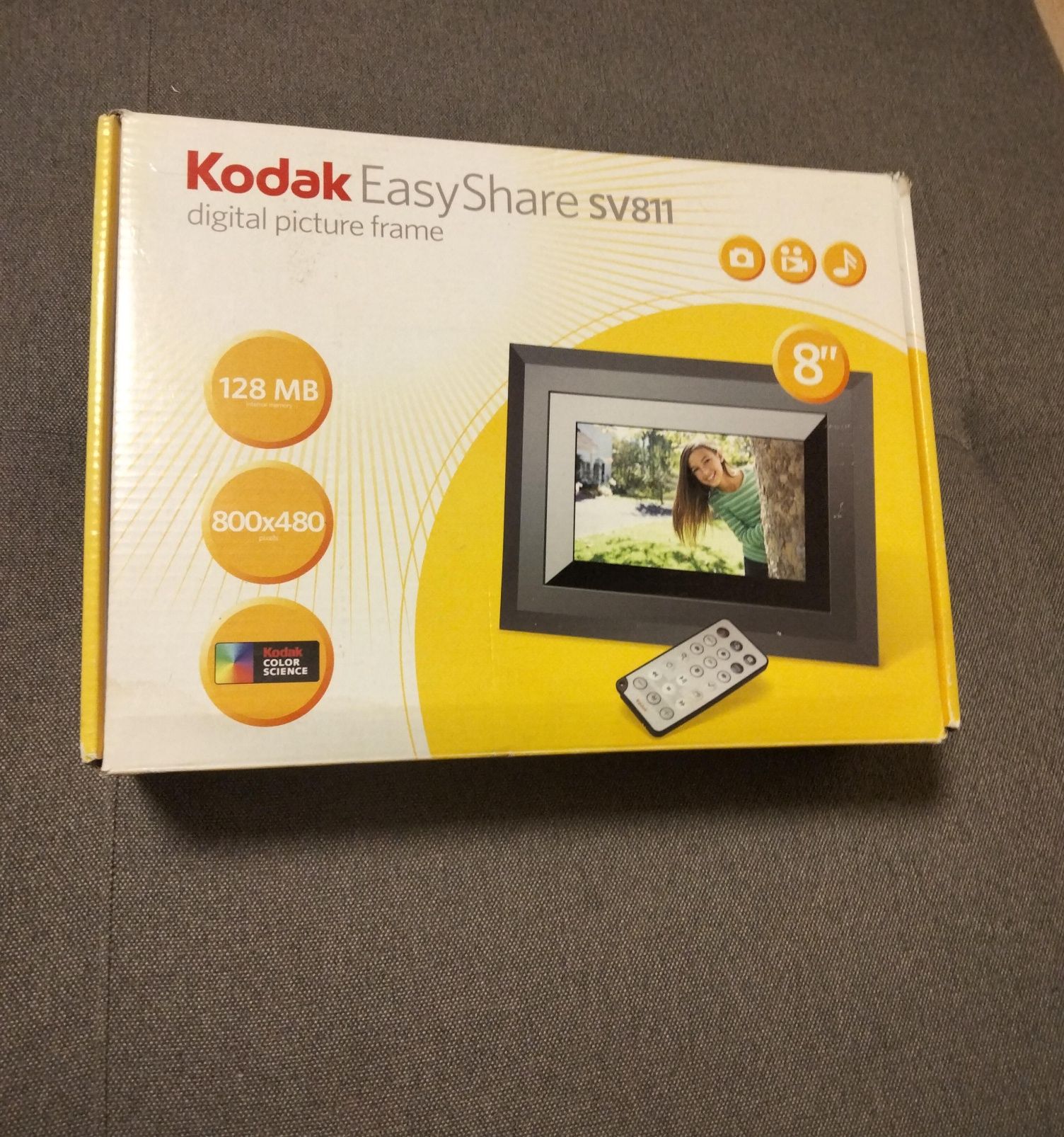 Фоторамка Kodak з пультом управління