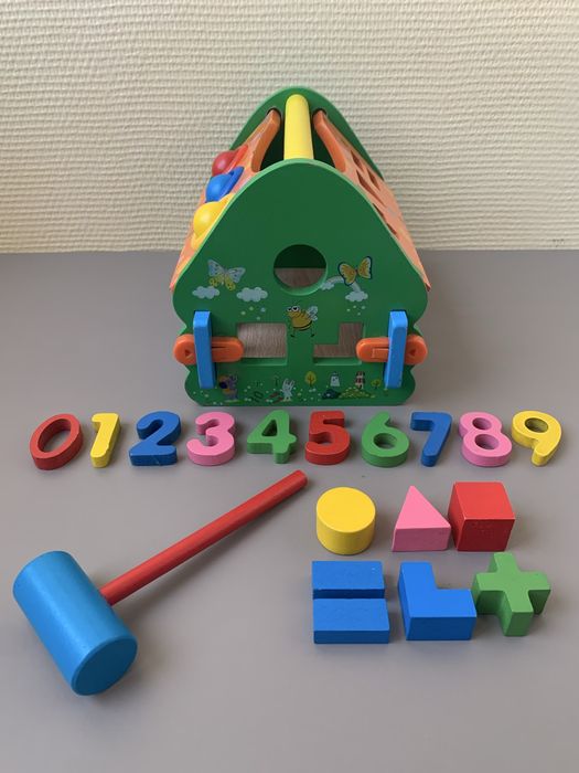 Деревʼяна іграшка-стукалка будиночок сортер Розумна хатинка Limo 2-3р.