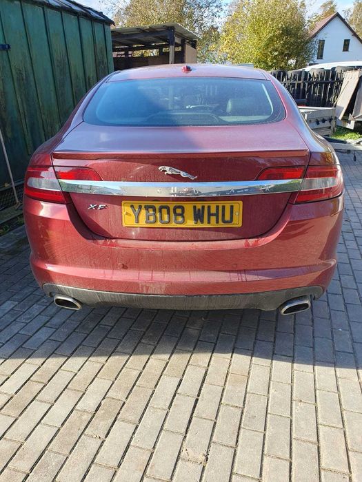 JAGUAR XF LUXS  2,7 diesel automat
