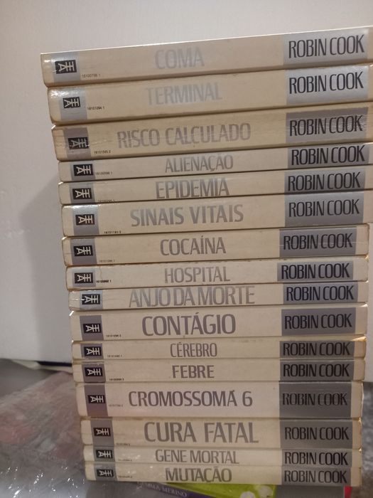 Livros Robin Cook, Agatha Christier