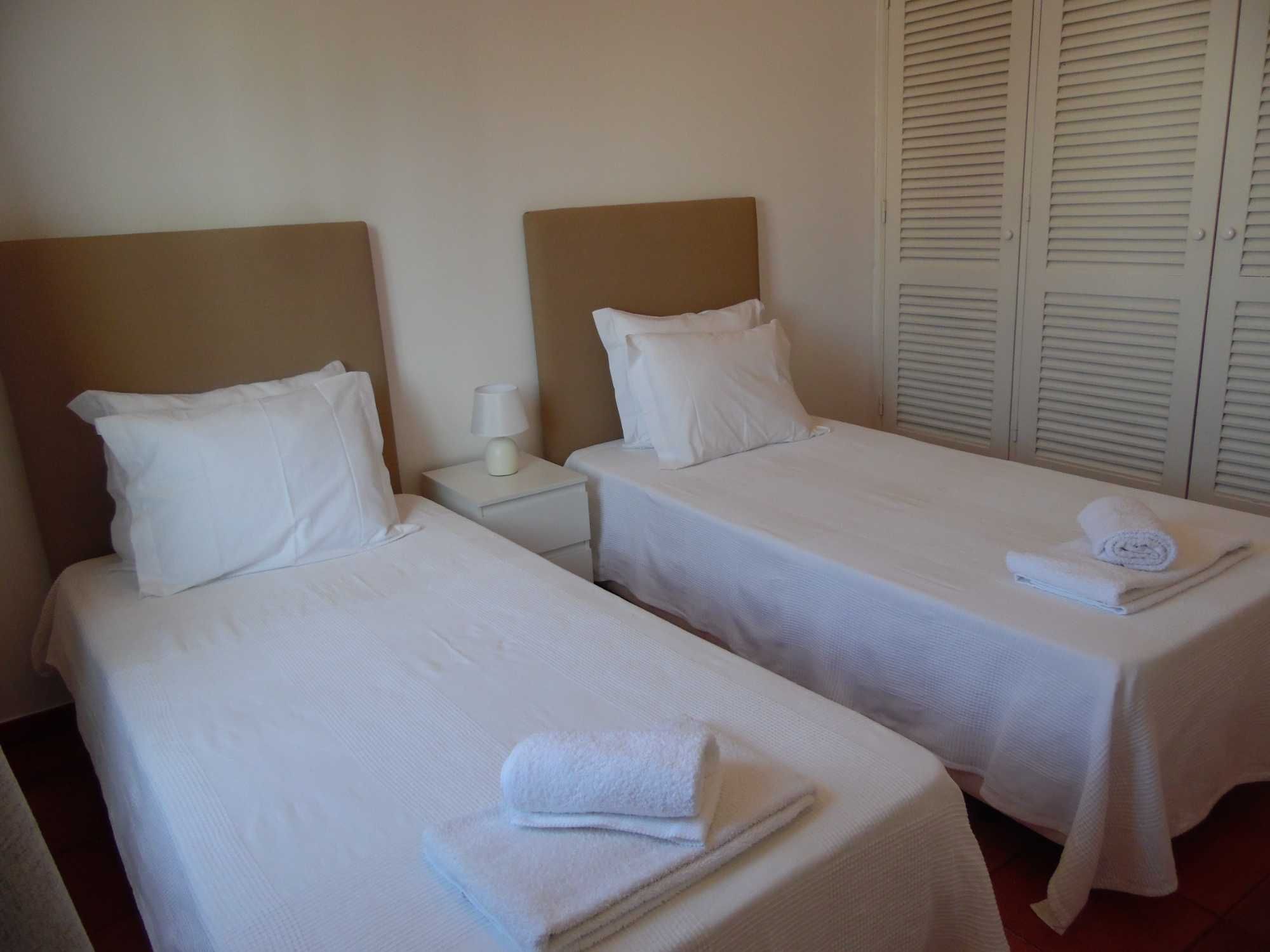 CASA DINA -T1 c/ piscina + a pé até Marina - TOTALMT LIVRE - VILAMOURA