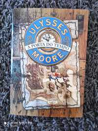 Livro A Porta do tempo de Ulysses Moore