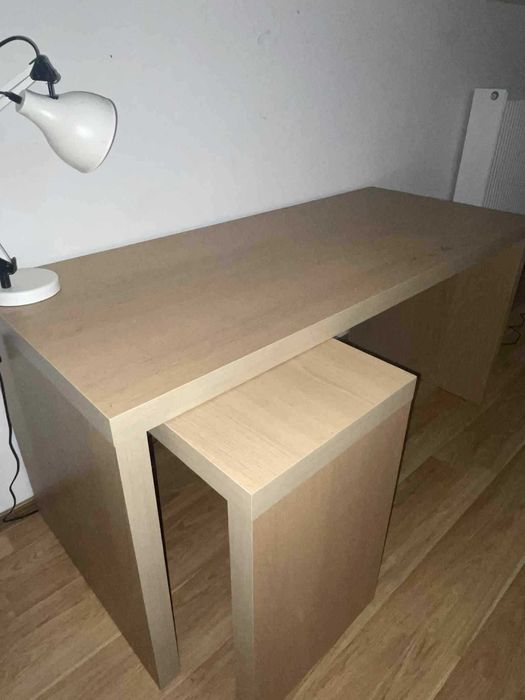 Biurko z wysuwaną dostawką, Ikea