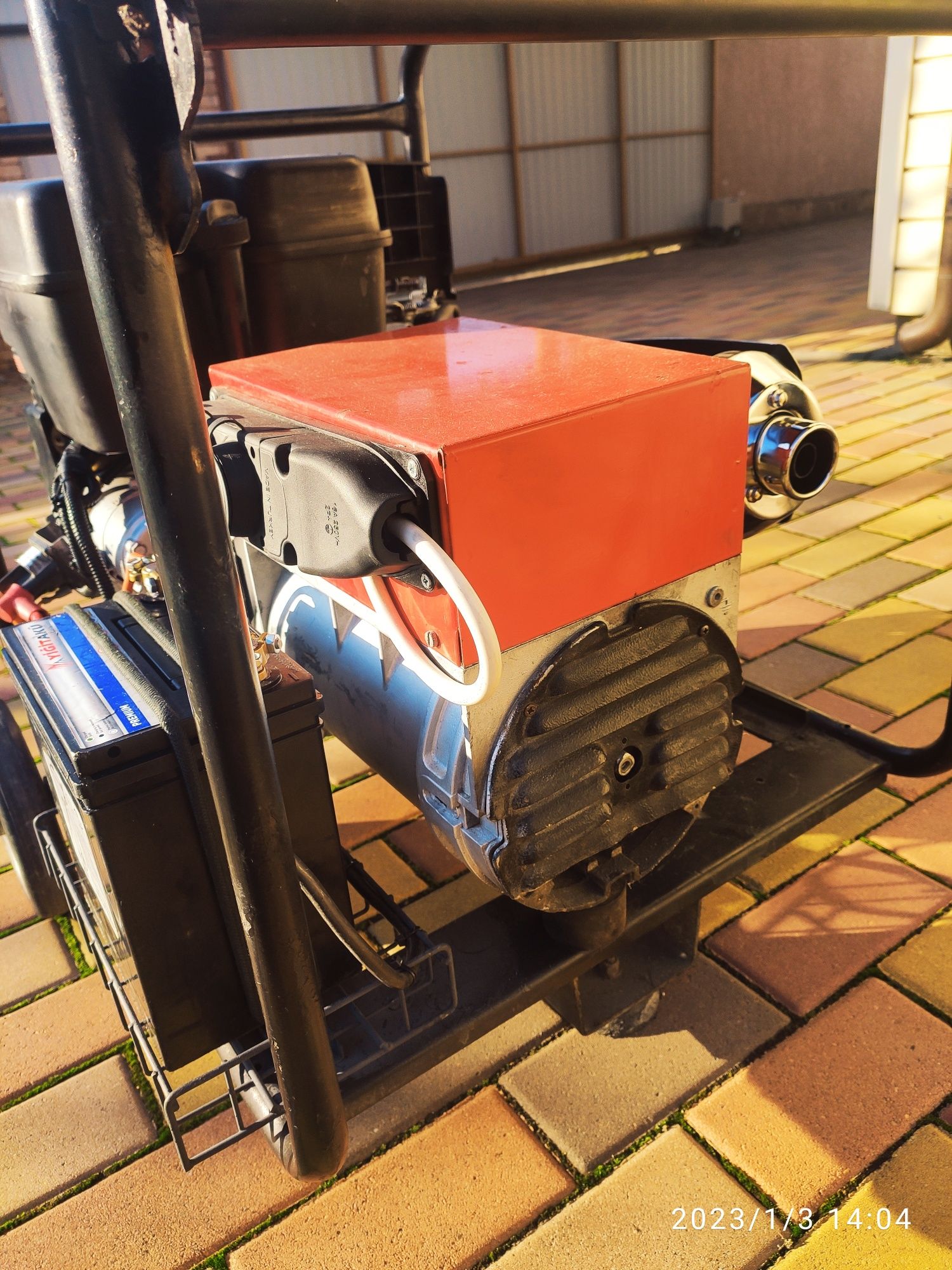 Продам генератор  4-5 кВт.  BRIGGS & STRATTON