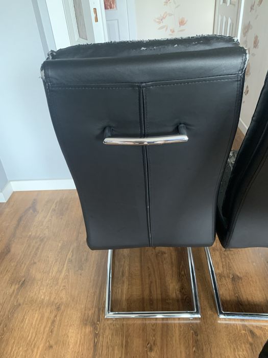 Sprzedam krzesła do renowacji,ponownego obicia