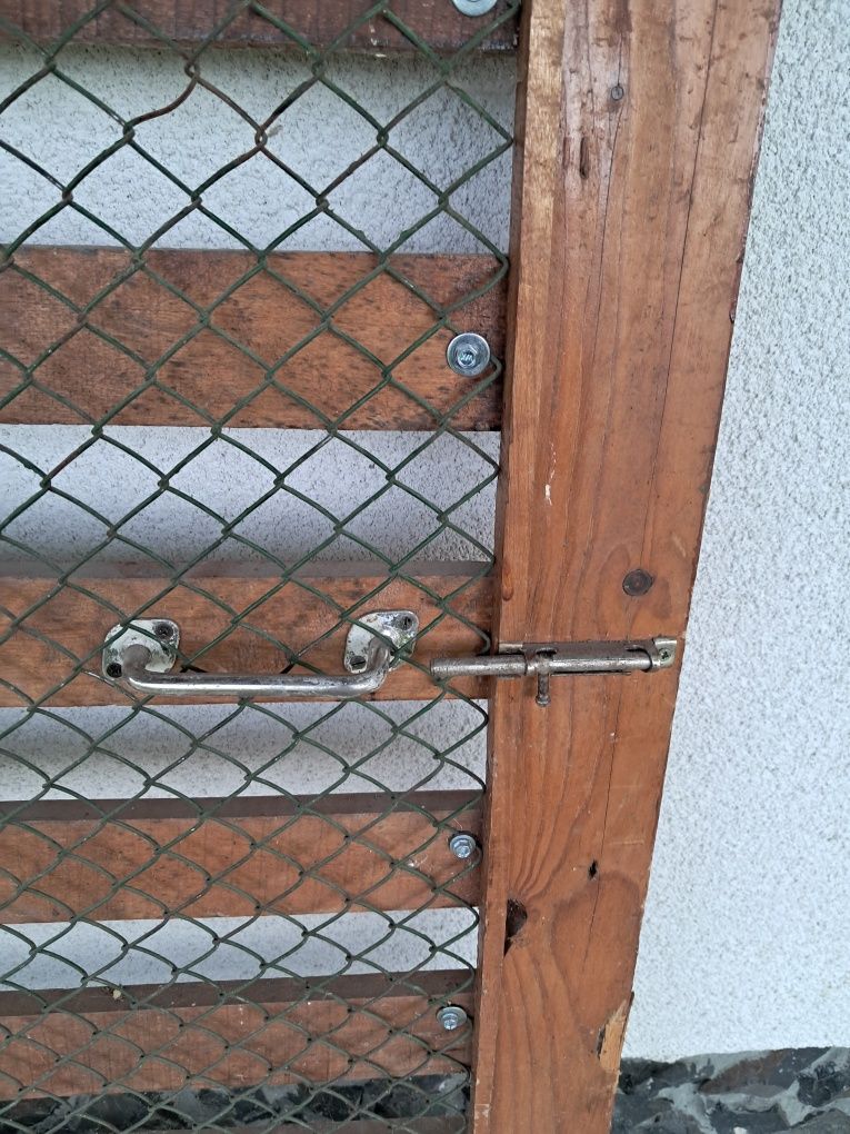 Двері/хвіртка/ для підсобного господарства
