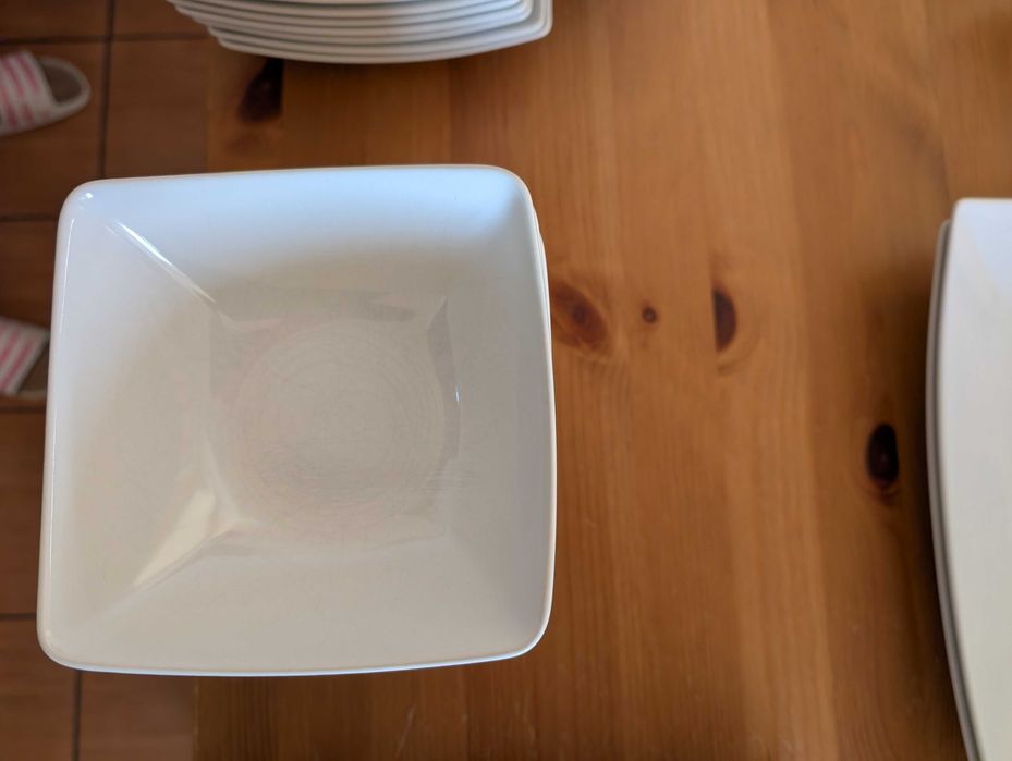 Serwis obiadowo-kawowy z Ikea