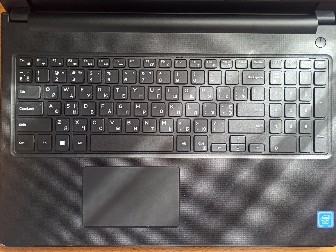 Dell Inspiron 3573