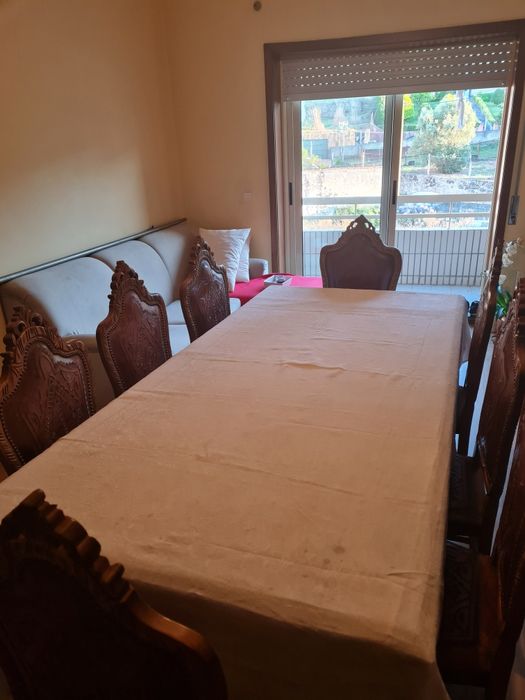 Mesa e instante antiguidade