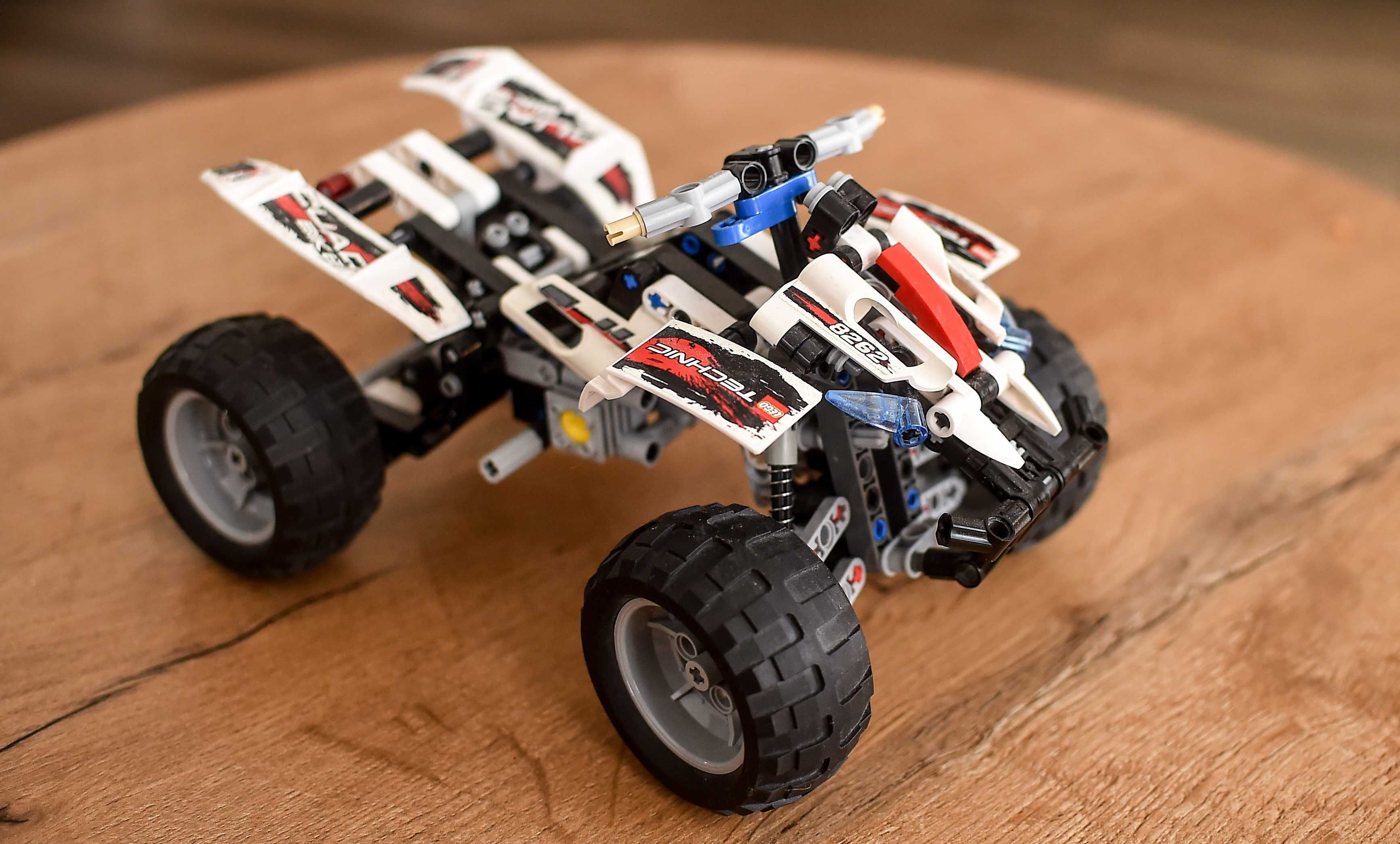 LEGO 8262 Technic Quad-Bike 2w1 Samochód Buggy