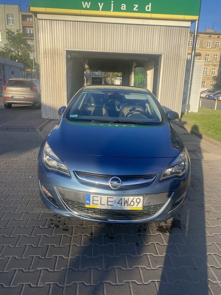 Opel astra J 2015