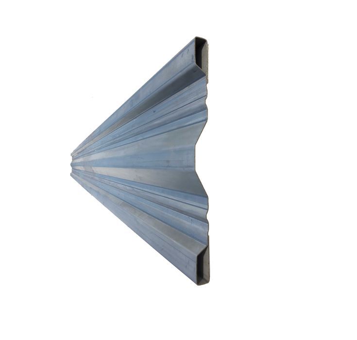 Burty stalowe "Pronar" h500=2,0mm do przyczep PBPF500/33/2,0