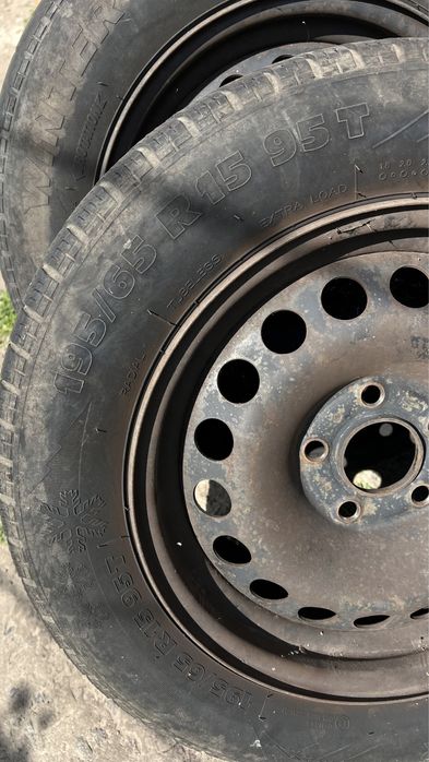 Диски з шинами в хорошому стані