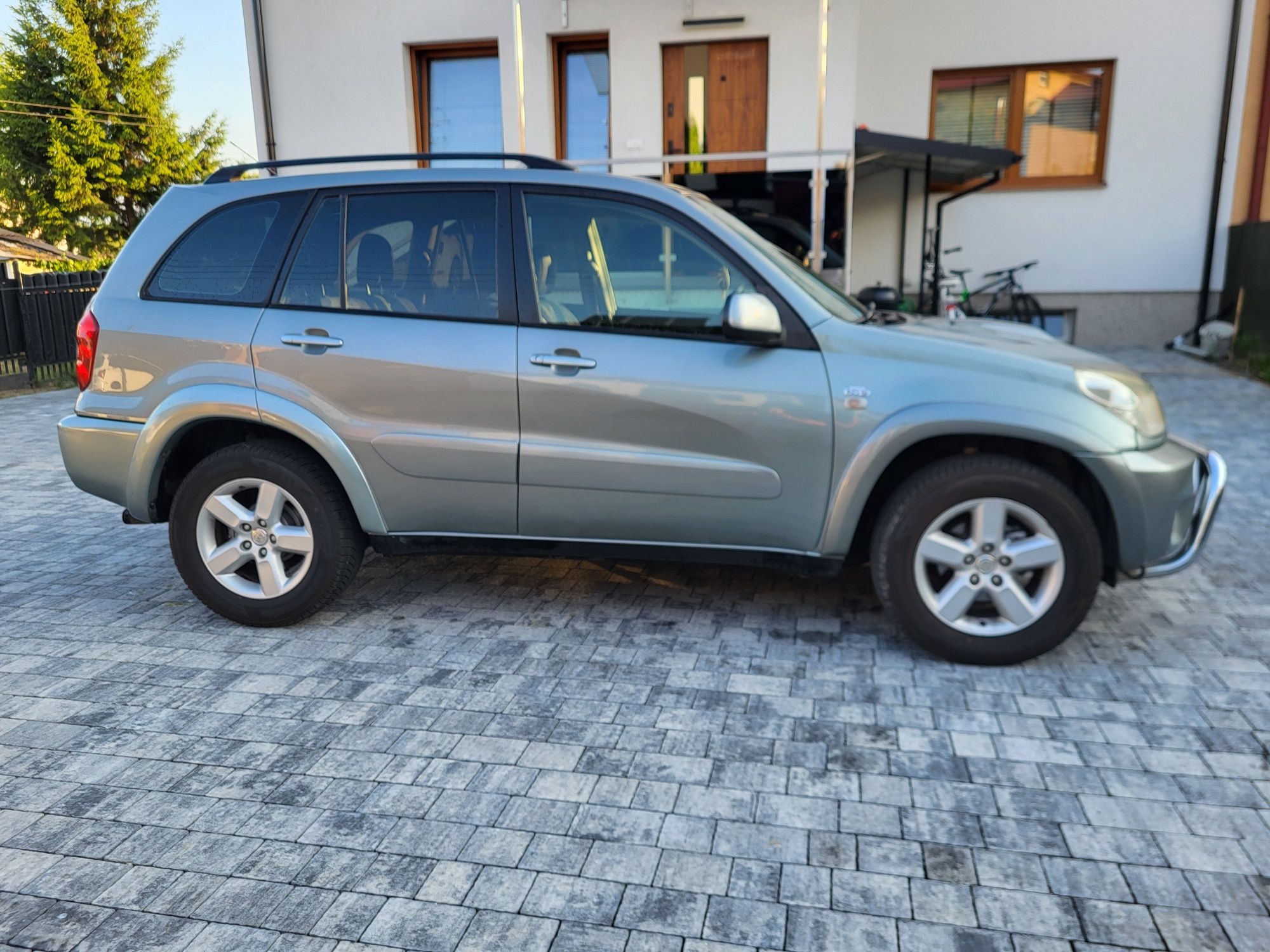 Toyota RAV4 2 D4D 116KM