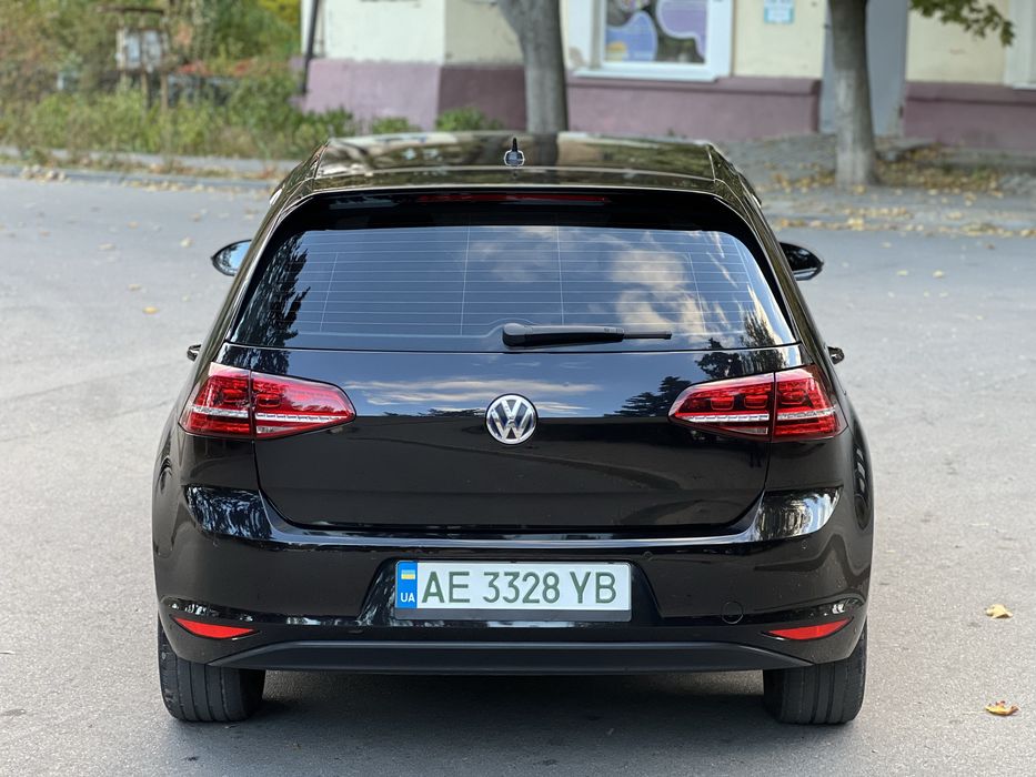 Volkswagen E-Golf 2014 Один владелец