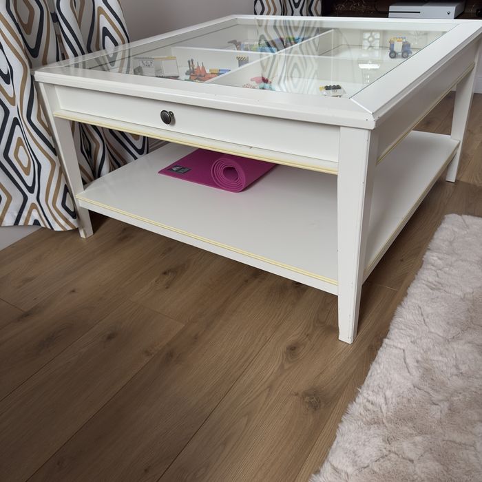 Ikea stolik biały z szybą