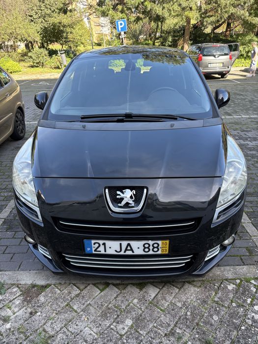 Pegeout 5008 1.6 hdi 7 lugares