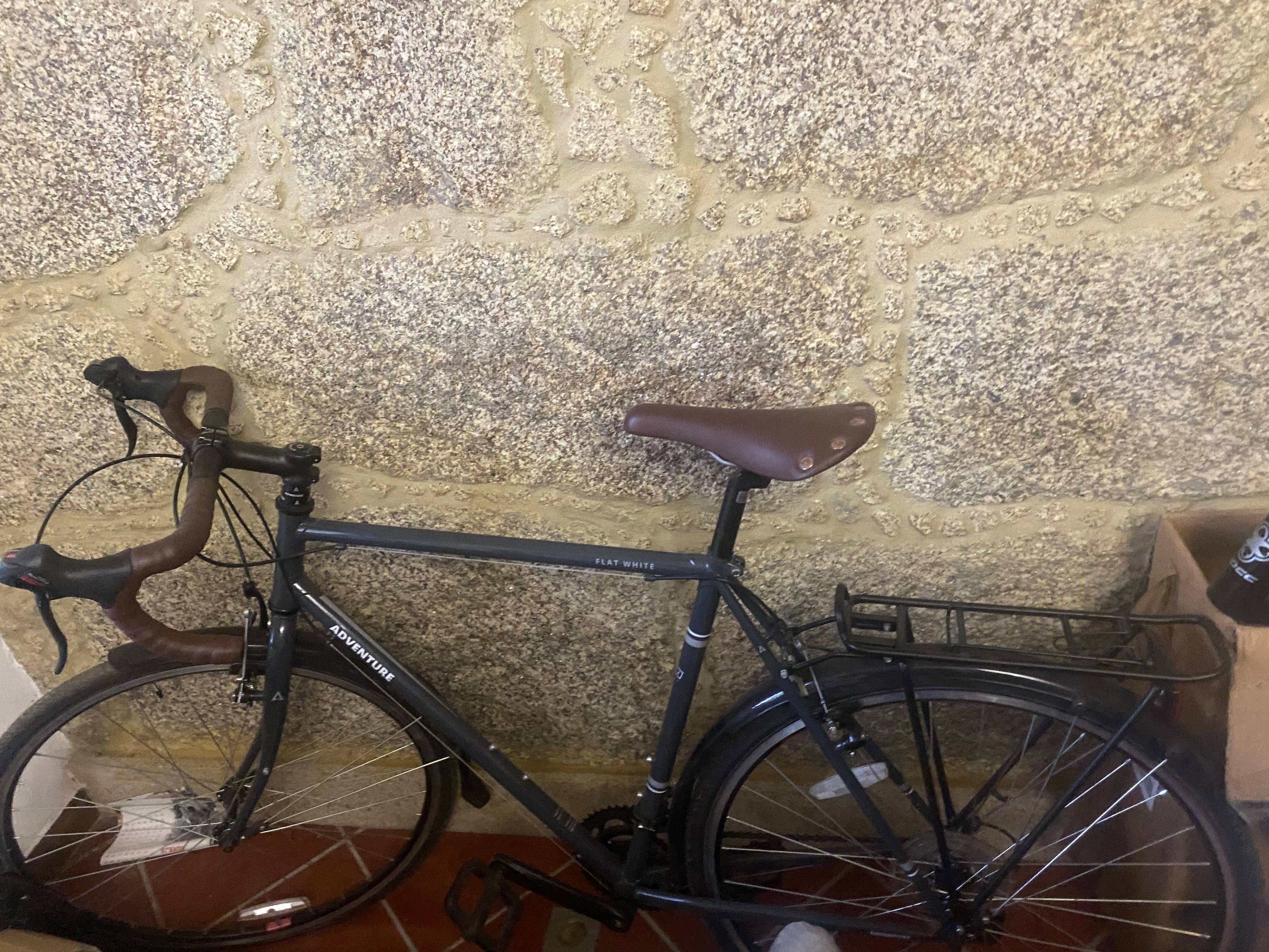 Bicicleta de passeio adventure