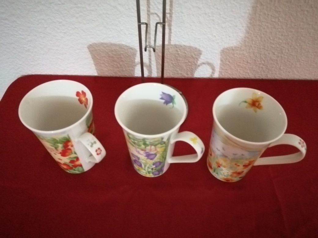 Canecas com suporte