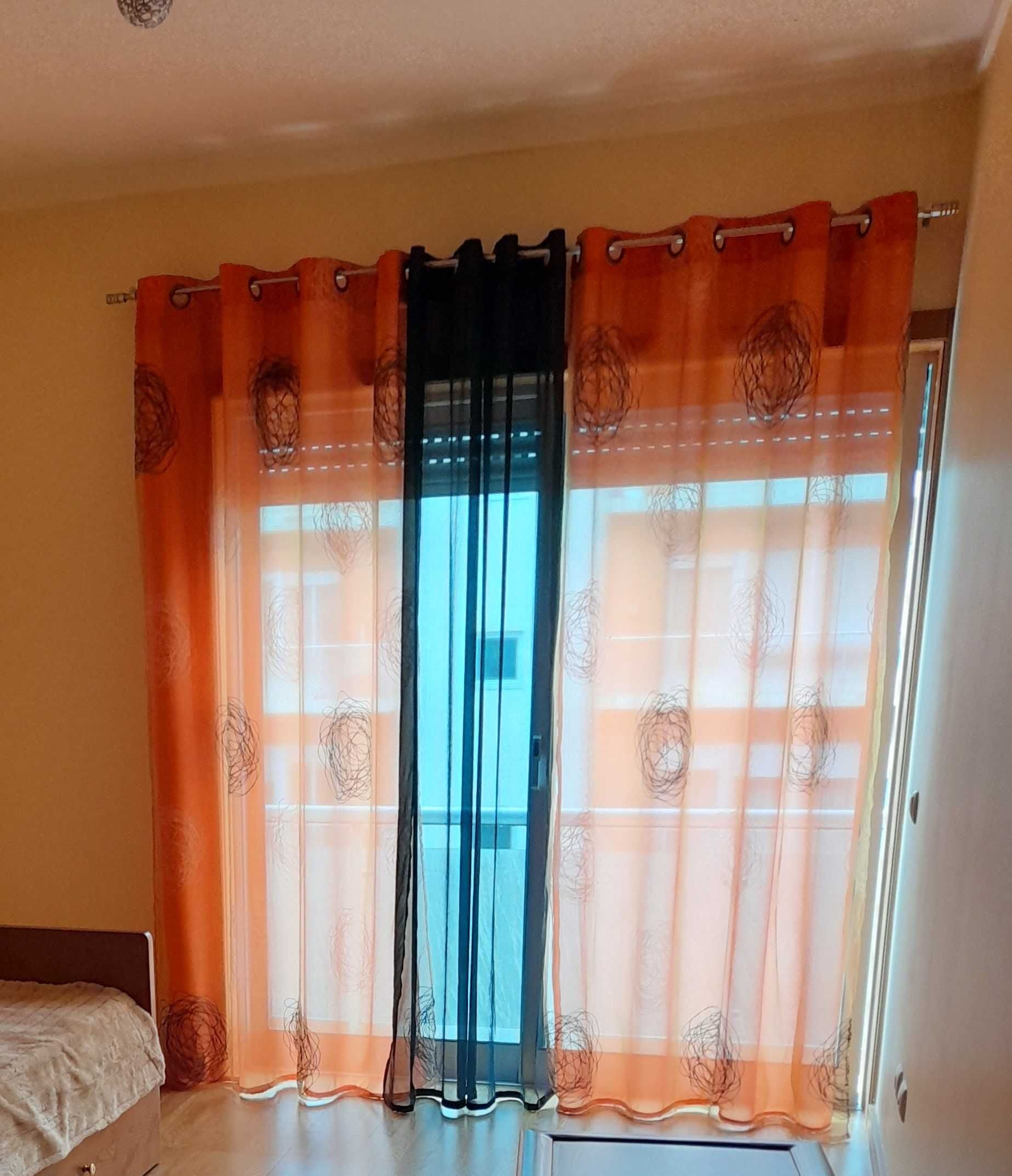 Vendo cortinas p/ sala e quartos