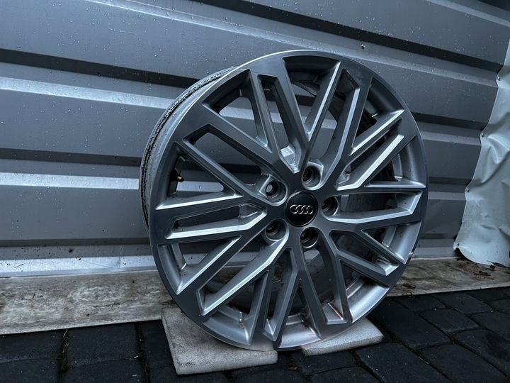 ORYGINALNA Felga Audi 18" 7.5" ET 51 5x112 8V0.601.025.DA A3 8V