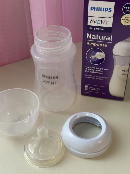 Пляшечка для годування PHILIPS AVENT NATURAL  260 МЛ