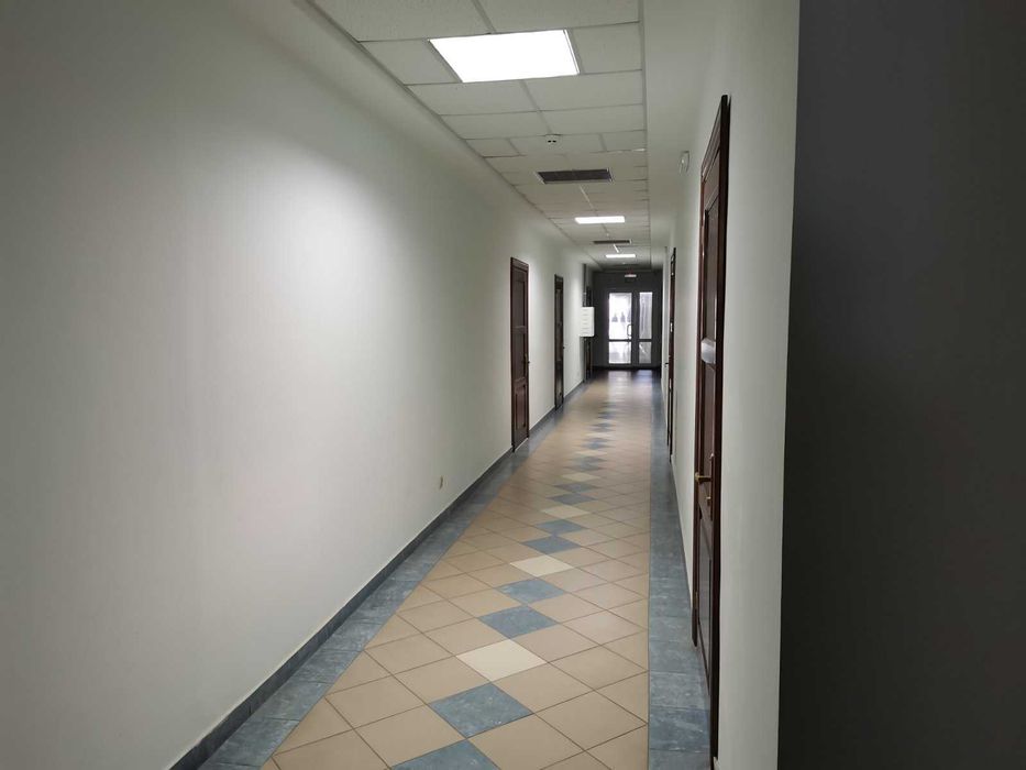 БЕЗ КОМІСІЇ! Оренда  приміщення на вул. Б. Хмельницького (ВАМ, АС-2)