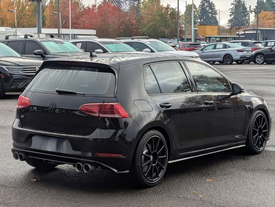 Volkswagen Golf R      2019