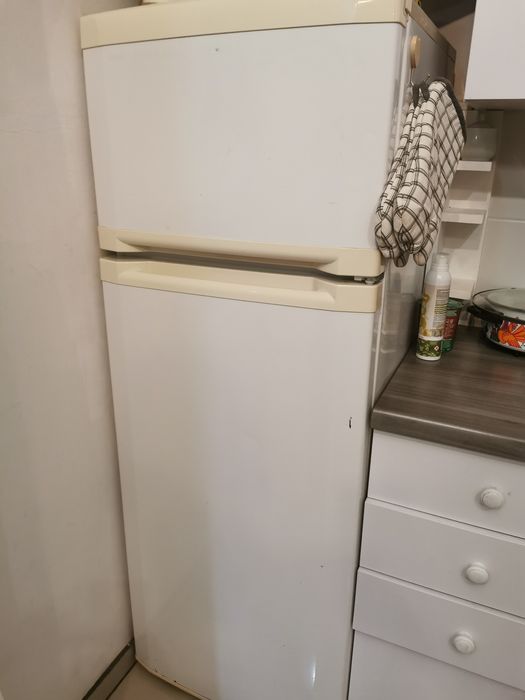 Lodówka beko 142 x54 55 gł