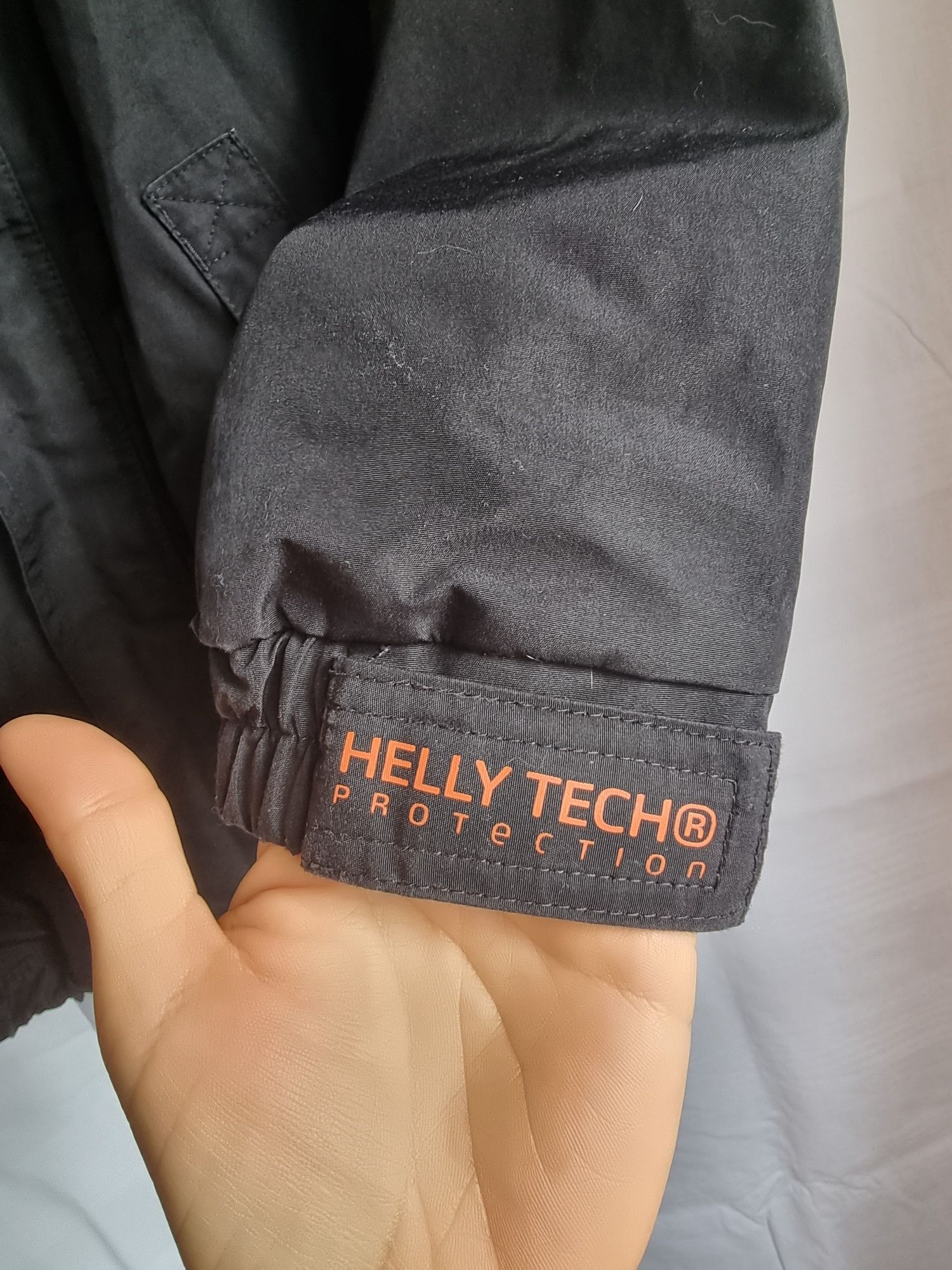 Куртка вітровка Helly Hansen