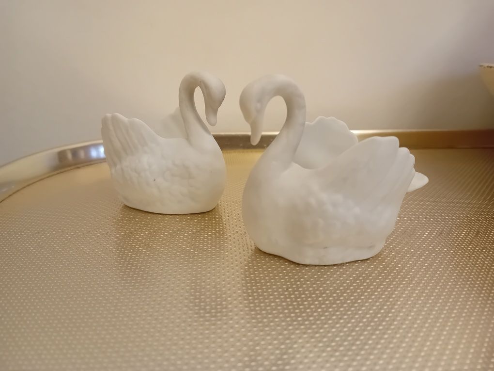 CISNES EM BISCUIT marcados VISTA ALEGRE