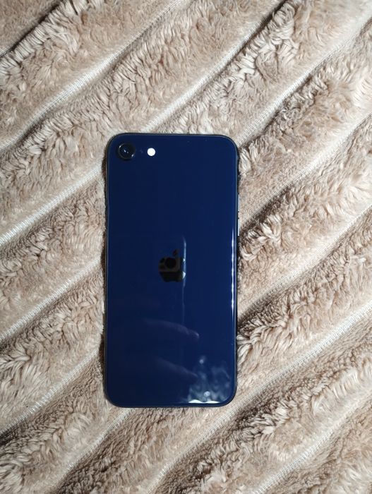 iphone se 2022 3,96%,64gb