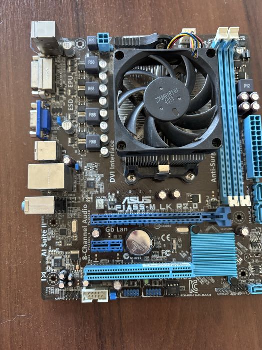 Материнская плата ASUS  F1a55-m lk r2.0