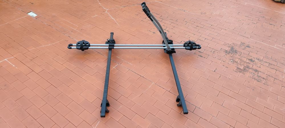 Suporte bicicleta THULE + Barras de tejadilho Cruz