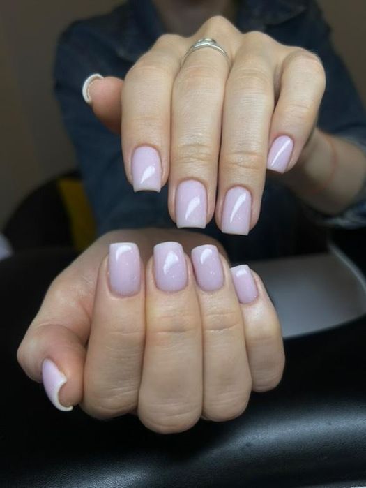 Manicure klasyczny i hybrydowy  zadbane dłonie w przyjemnej atmosferze