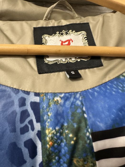 Зимний пуховик женский